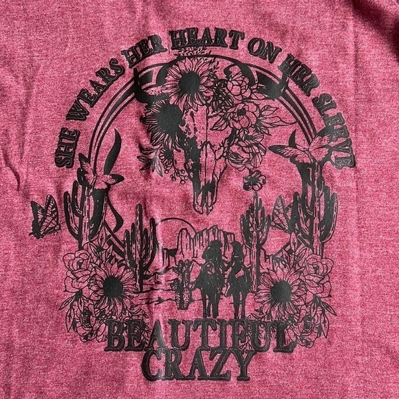 She Wears Her Heart on Her Sleeve - Beautiful Crazy - Picture 5 of 6